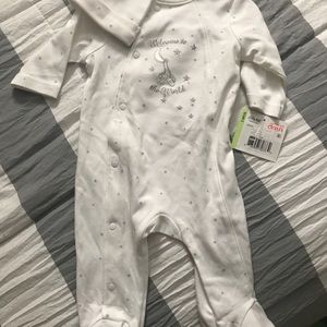 Baby pajama with hat set